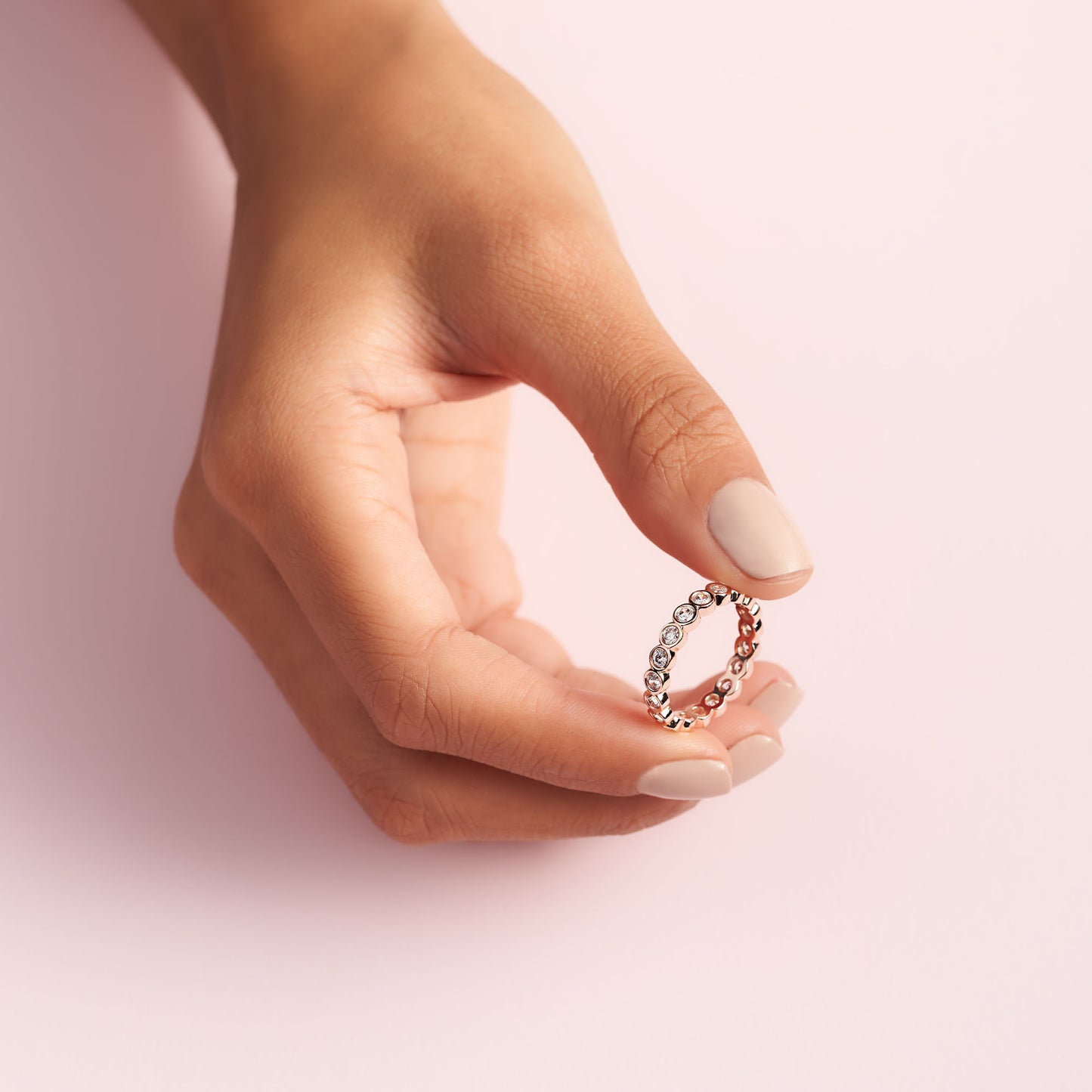 PANDORA Jewelry Alluring Brilliant Cubic Zirconia Ring in Rose, Size 8.5, With Gift Box