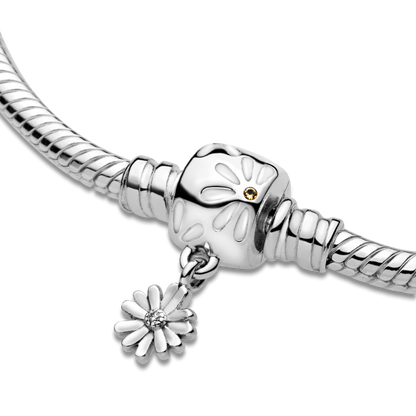 Pandora Moments Daisy Flower Clasp Snake Chain Bracelet, 6.3 in,With Gift Box