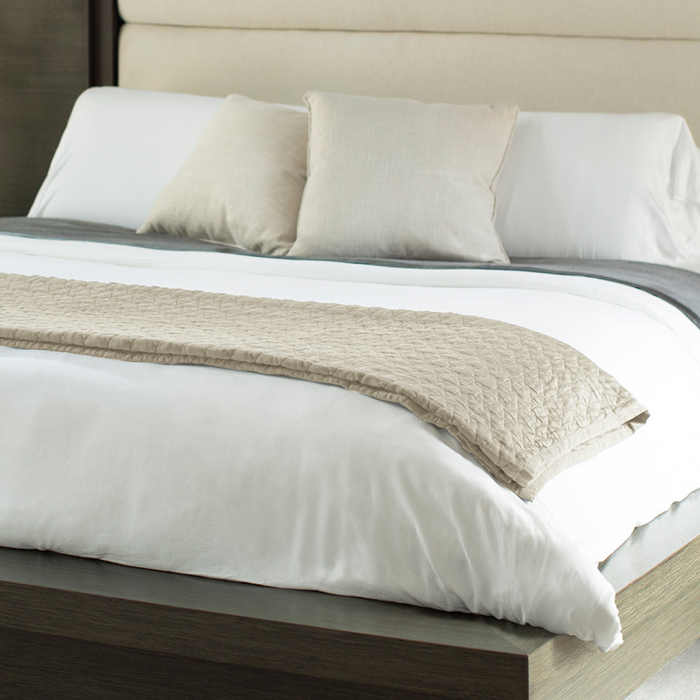 Cariloha Diamond Stitch Bamboo Quilt - Warm Blanket for Queen Bed - Coconut Milk - Queen, 68" x 94"