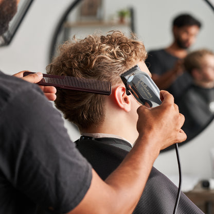Wahl Professional - Reflections Senior Clipper - Adjustable, Professional-Quality Electric Hair Clipper with Metal Housing and Chrome Lid