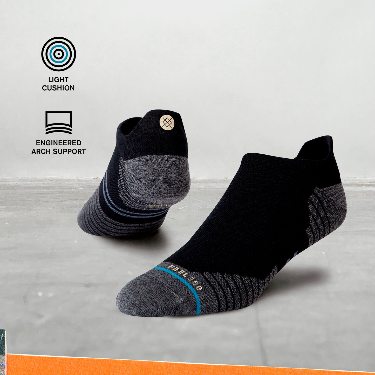 Stance Tab Run Light Socks [3 Pack] (Small, Black)