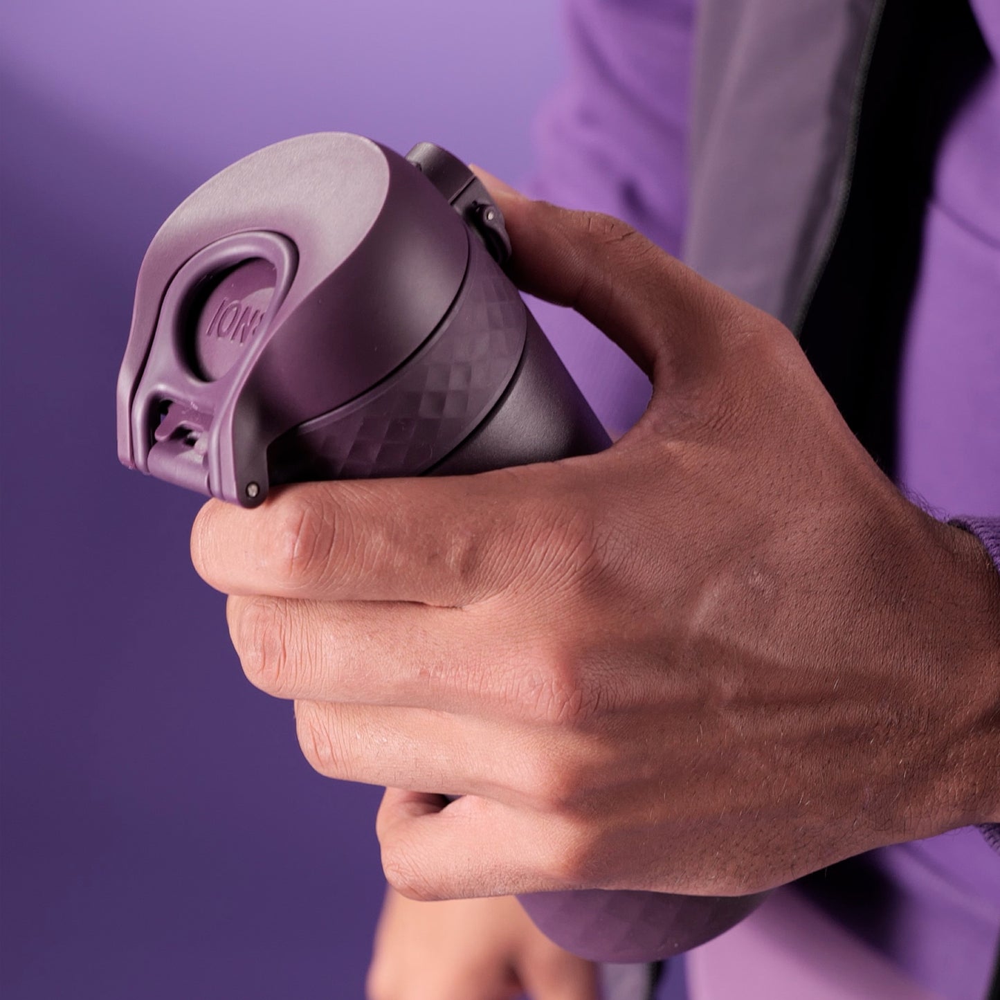 Ion8 Leakproof Travel Mug - Vacuum Insulated - 12 oz/360 ml - Blackberry