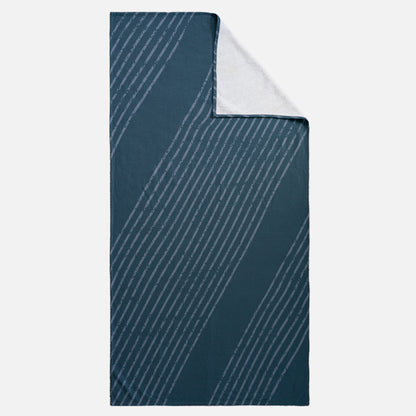 Cariloha Bamboo-Viscose Beach Towel - Distressed Stripe