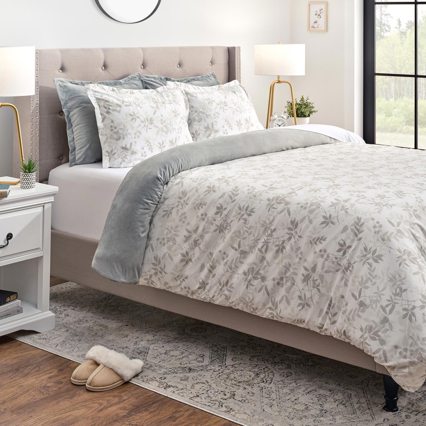 Chanasya 3-Piece Reversible Ultra Soft Brushed Microfiber Velvet Bedding Comforter Duvet Cover Set - Sage White Green Foliage Leaves Print - (1 Duvet Cover & 4 Pillow Shams) - Twin Bed