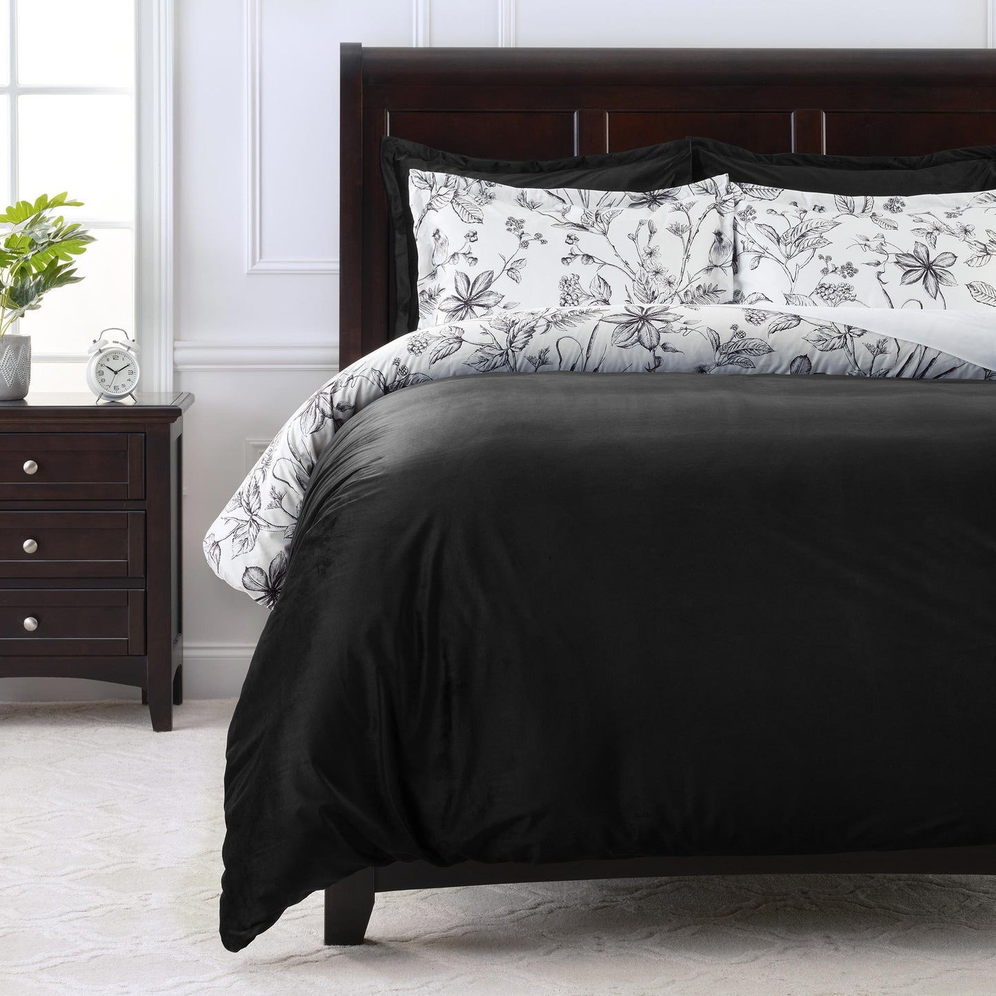 Chanasya 5-Piece Reversible Ultra Soft Brushed Microfiber Velvet Bedding Comforter Duvet Cover Set - Black White Hand Drawn Sketch Floral Botanical Print - (1 Duvet Cover & 4 Pillow Shams) - King Bed