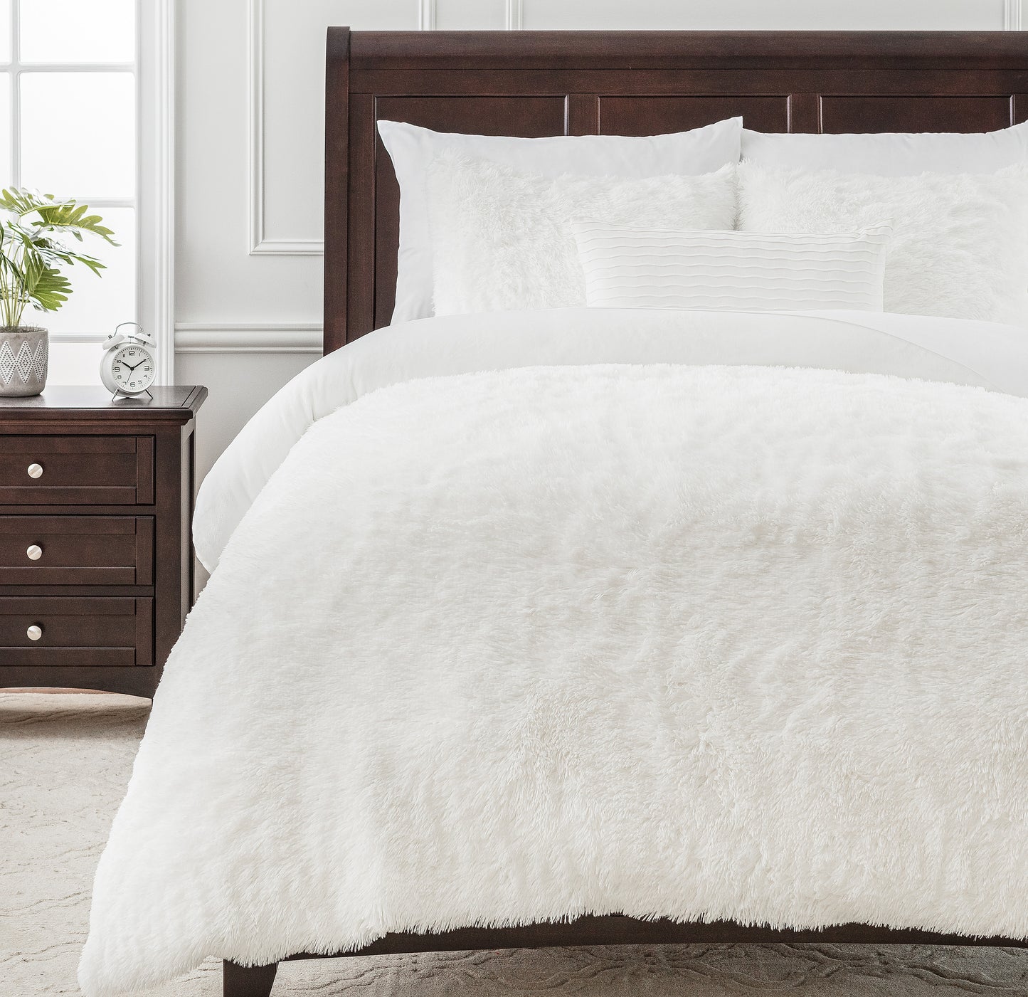Chanasya 3-Piece Super Soft Fuzzy Fluffy Faux Fur King Duvet Comforter Cover Set - Shabby Chic Cozy Shag Furry Luxurious Velvet Mink - Off Vanilla Bedding Zipper Closure Machine Washable - King White