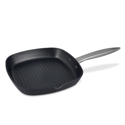 Zyliss Ultimate Pro Nonstick Grill Pan, 10" Hard Anodized Cookware with Pour Spout