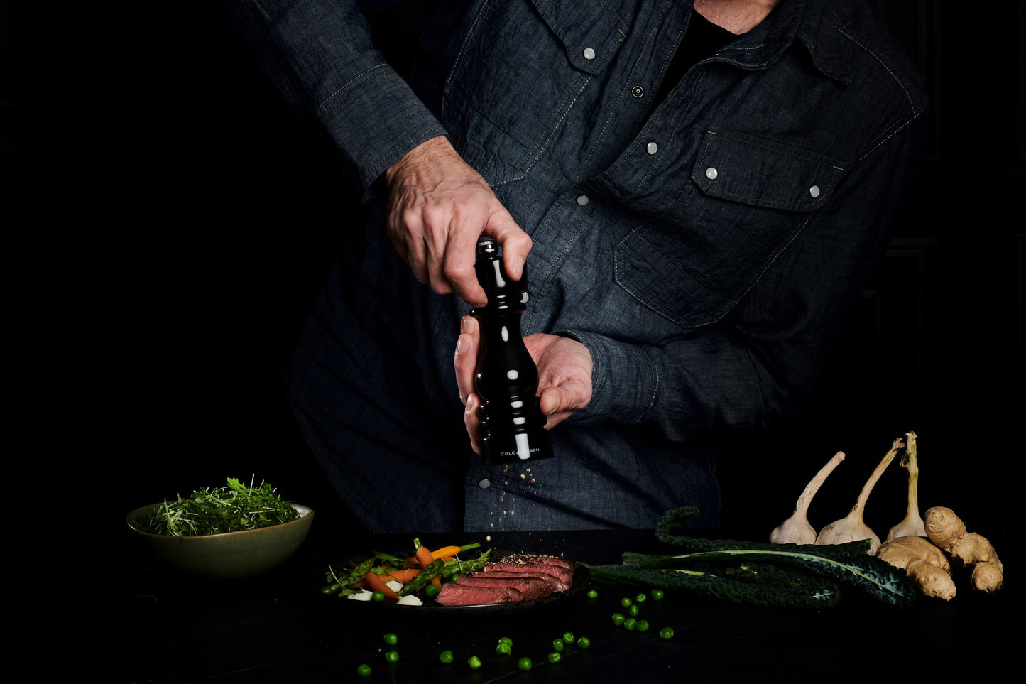 Cole & Mason London 180mm Black Gloss Pepper Mill