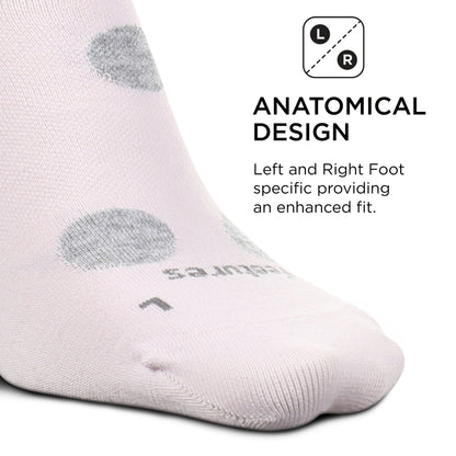 Feetures Womens Polka Dots Ultra Light Crew Sock (Small, Purple Orchid)