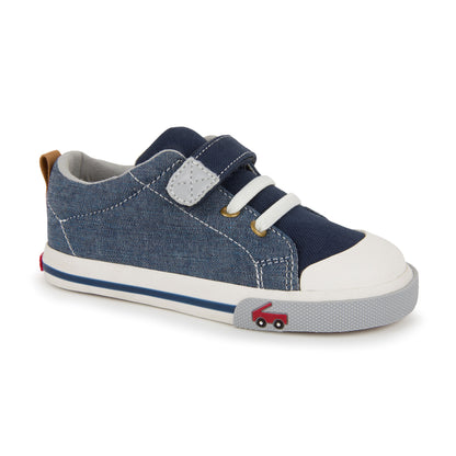 See Kai Run, Stevie II Sneakers for Kids, Chambray, 8 M Toddler