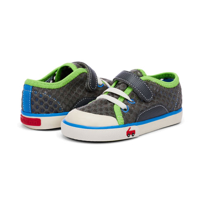 See Kai Run - Saylor Water Shoe for Toddlers, Gray/Lime, 7