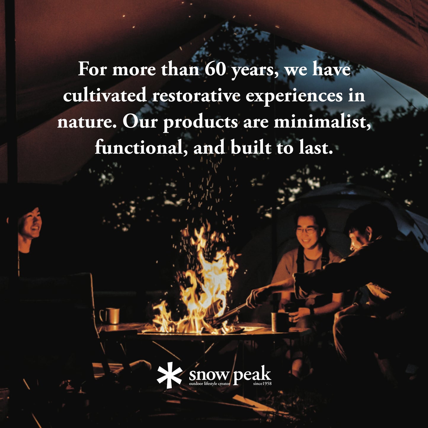 Snow Peak Fireplace Grill Bridge - Durable Camping & Grilling - Stainless Steel - 2.4 lbs - Medium